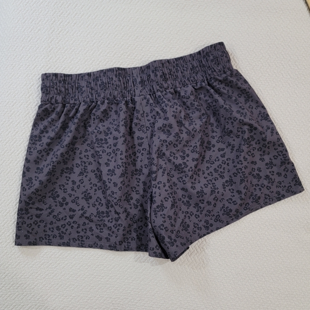 Reebok Brown and Black Leopard Cheetah Print Activewar Shorts Size XXL - Picture 2 of 10